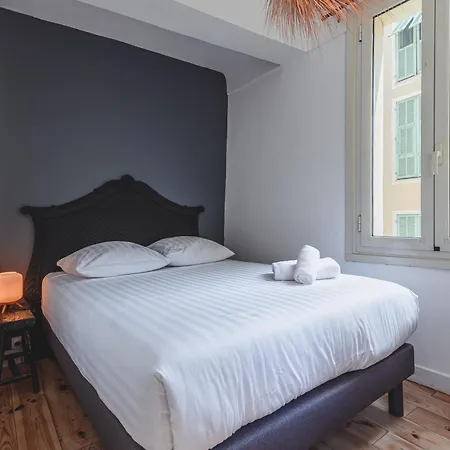 Boheme-chic Au Coeur Du Vieux #lovely Apartament Nicea